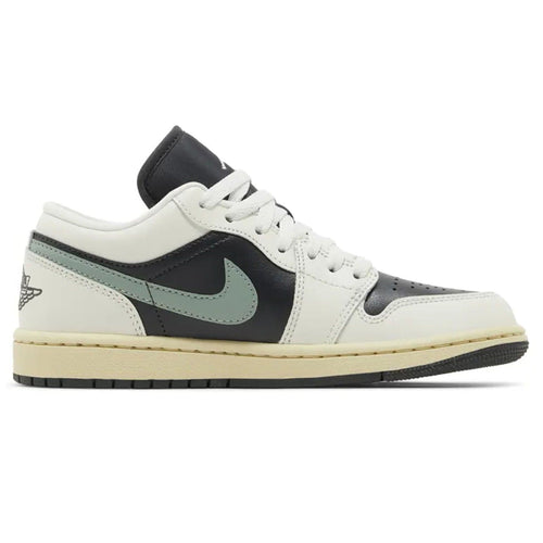 Air Jordan 1 Low Wmns 'Jade Smoke' — UK 2.5 | EU 35.5 | US 5 — Side View