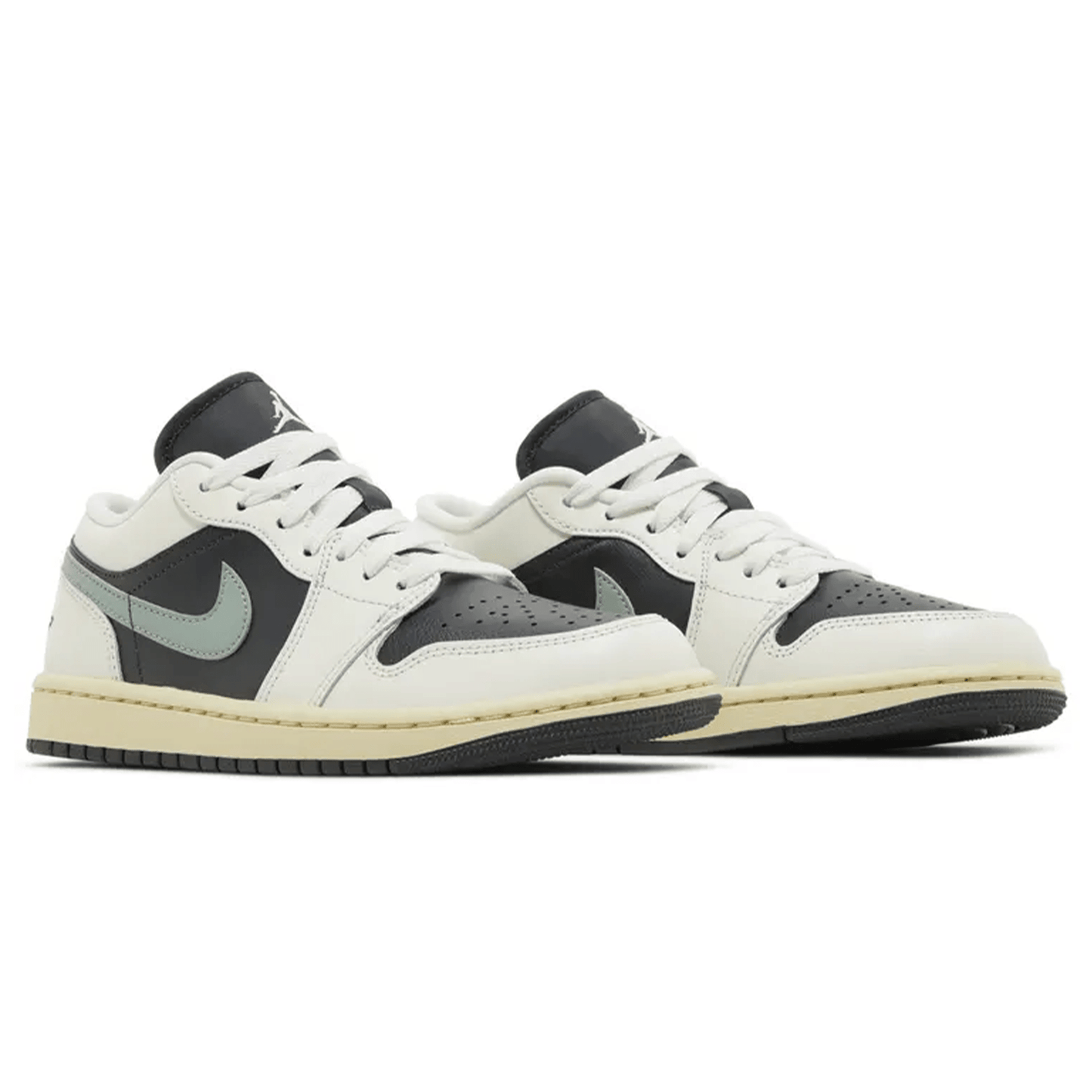 Air Jordan 1 Low Wmns 'Jade Smoke' — UK 2.5 | EU 35.5 | US 5 — Back View