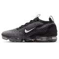 Nike Air Vapormax 2021 Flyknit 'Oreo' — UK 3 | EU 35.5 | US 3.5 — Front View