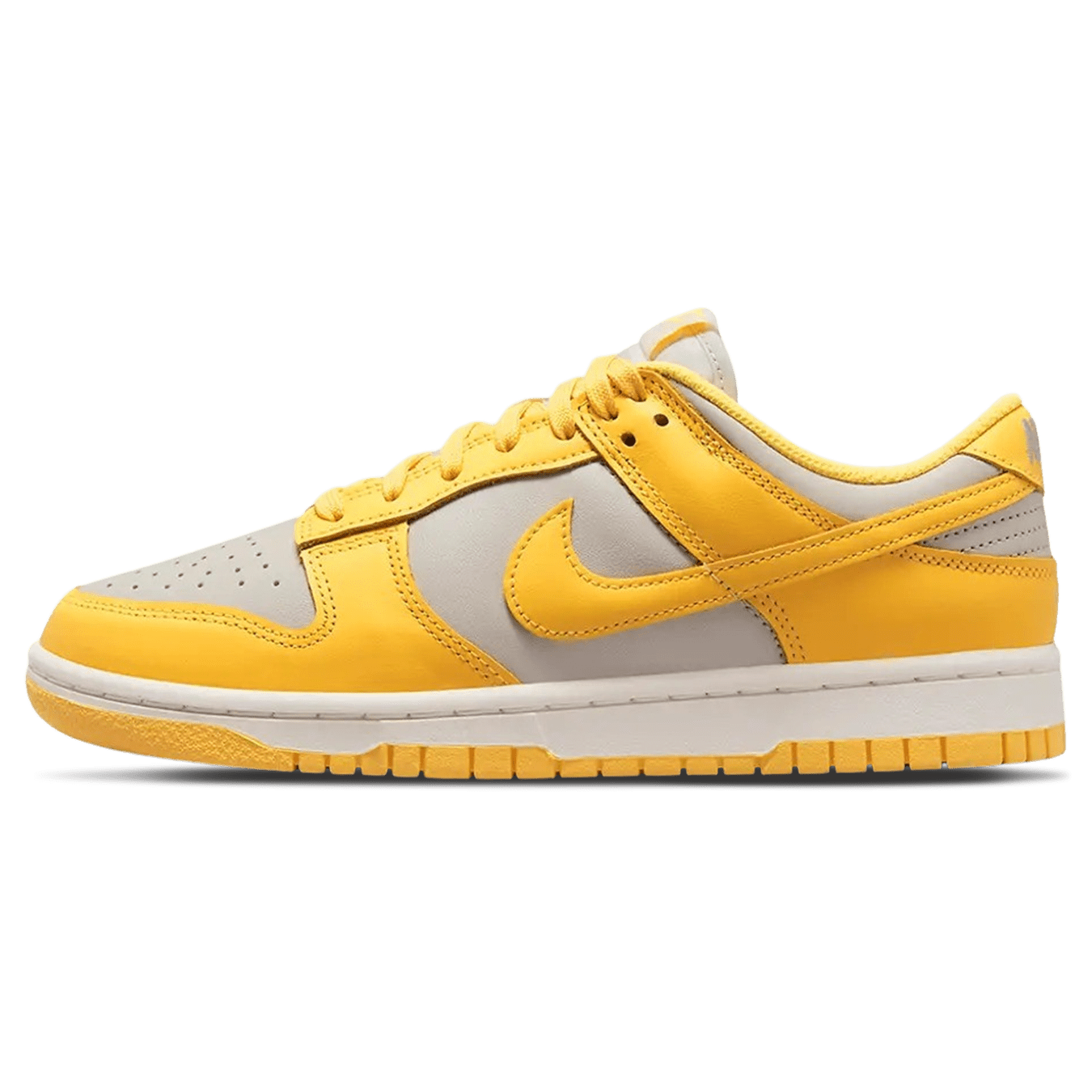 Nike Dunk Low Wmns 'Citron Pulse' — UK 2.5 | EU 35.5 | US 5 — Front View