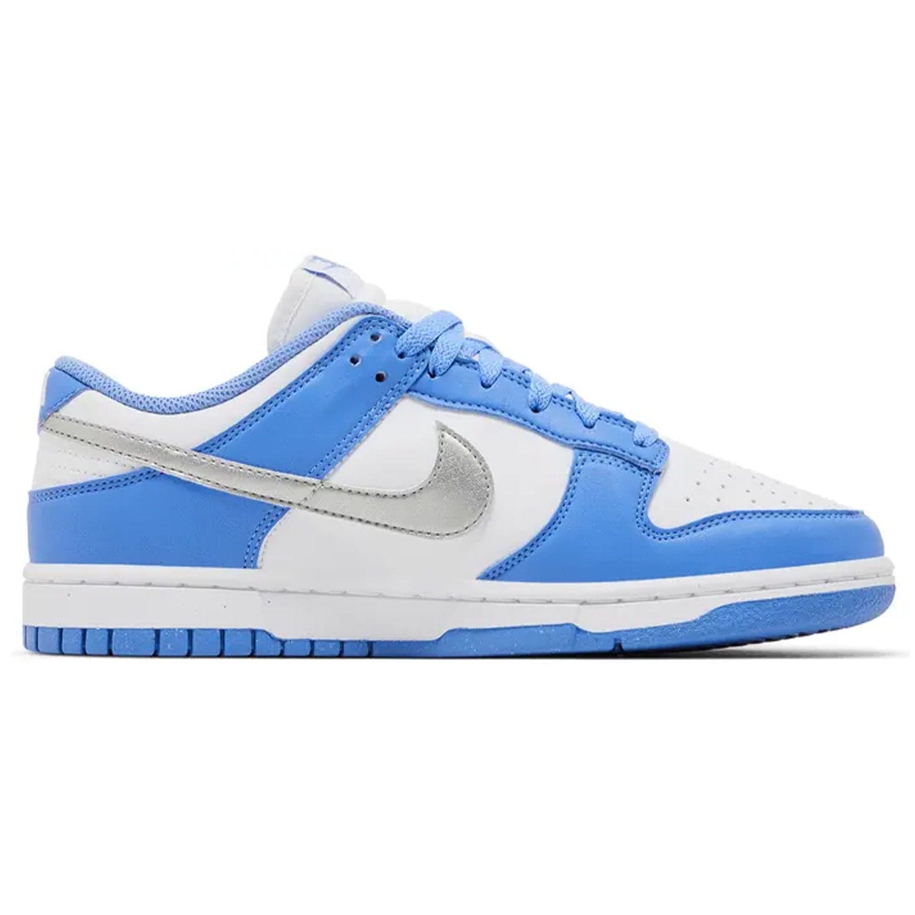 Nike Dunk Low Wmns Next Nature 'Royal Pulse' — UK 2.5 | EU 35.5 | US 5 — Side View