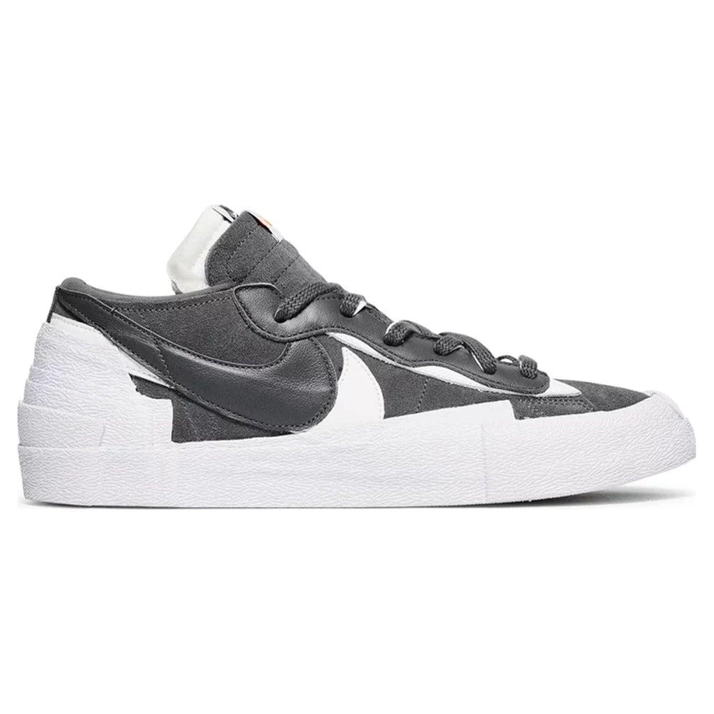 Nike Blazer Low x Sacai 'Iron Grey' — UK 3 | EU 35.5 | US 3.5 — Side View