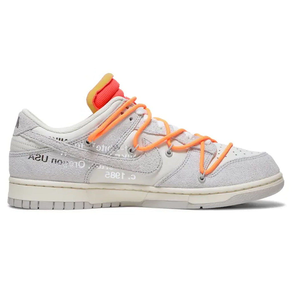 Off-White x Nike Dunk Low 'Lot 31 of 50' — UK 3 | EU 35.5 | US 3.5 — Side View