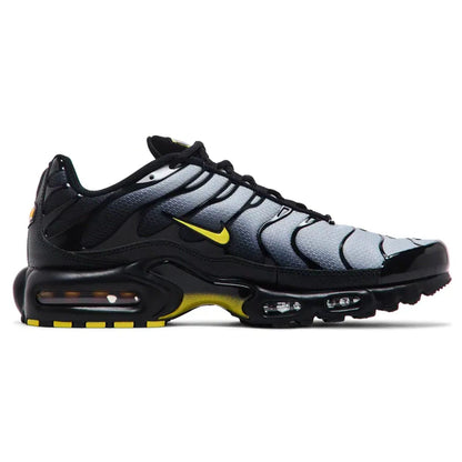 Nike Air Max Plus 'Wolf Grey Opti Yellow' — UK 3 | EU 35.5 | US 3.5 — Side View