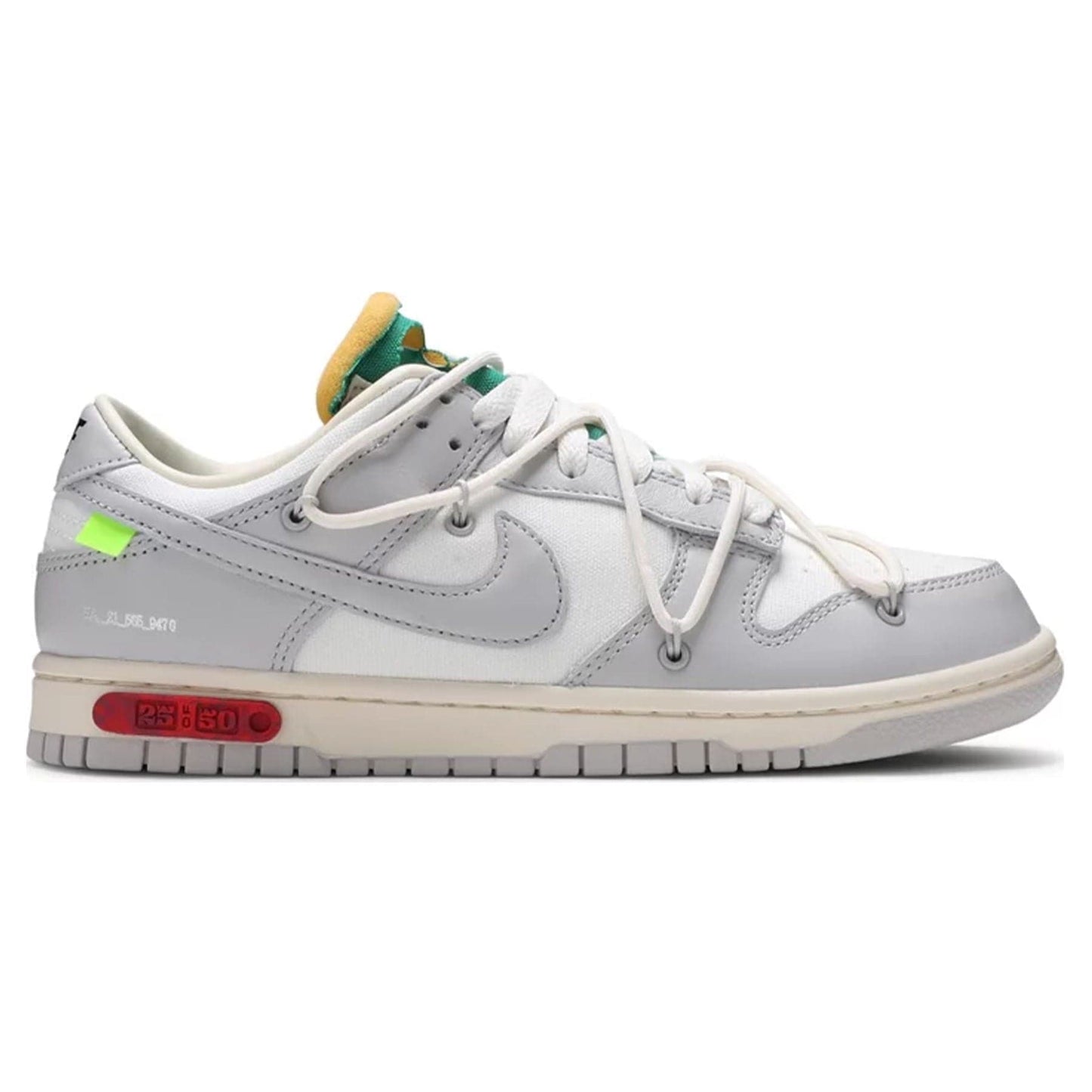 Off-White x Nike Dunk Low 'Lot 25 of 50' — UK 3 | EU 35.5 | US 3.5 — Side View