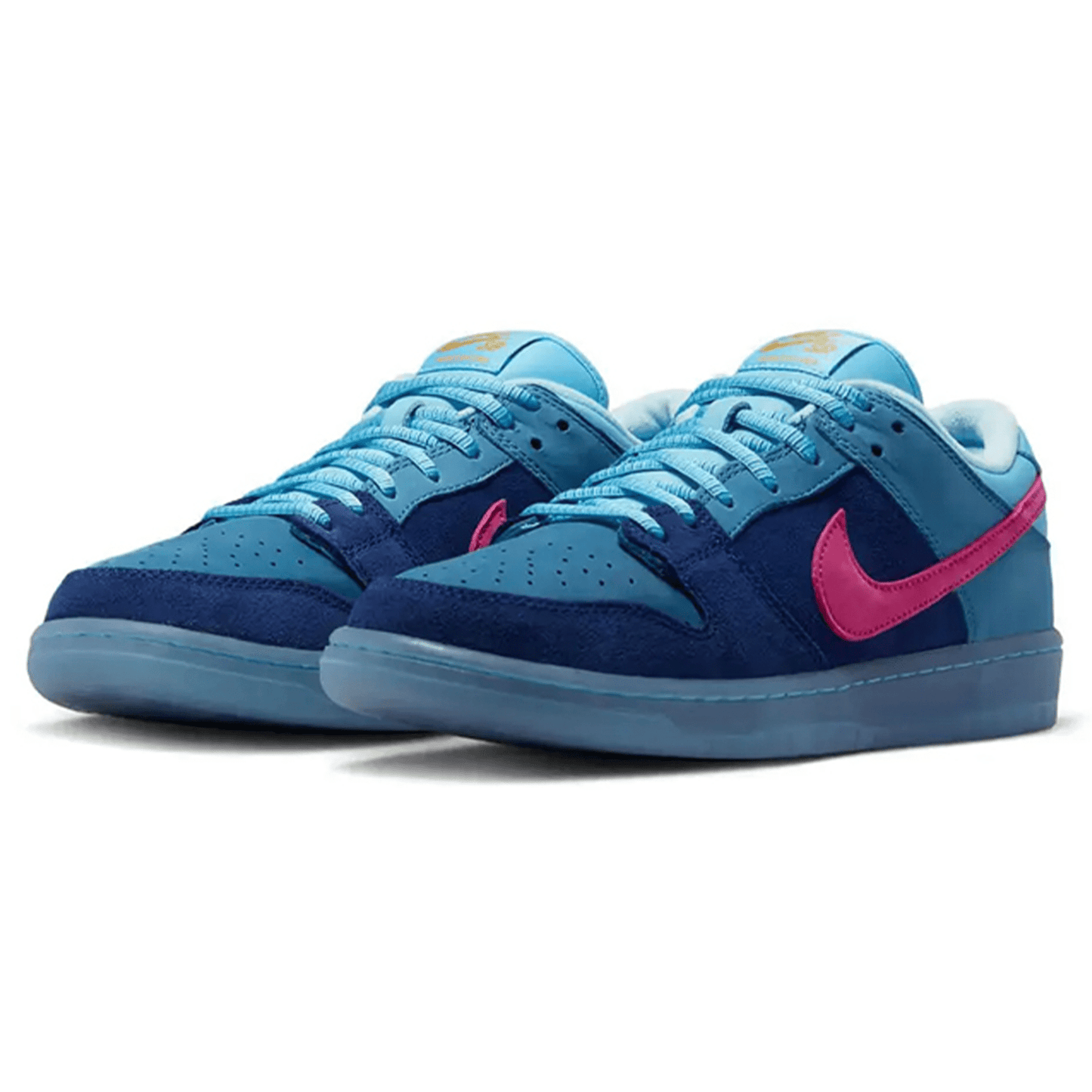 Nike Dunk Low SB x Run The Jewels '4/20' — UK 3 | EU 35.5 | US 3.5 — Side View