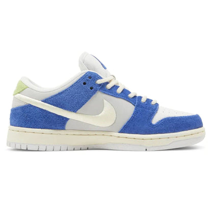 Nike Dunk Low Pro SB x Fly Streetwear — UK 3 | EU 35.5 | US 3.5 — Side View