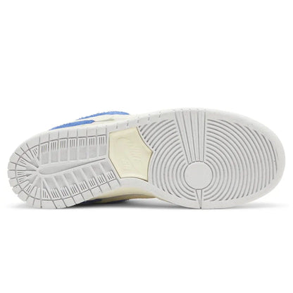 Nike Dunk Low Pro SB x Fly Streetwear — UK 3 | EU 35.5 | US 3.5 — Detail View
