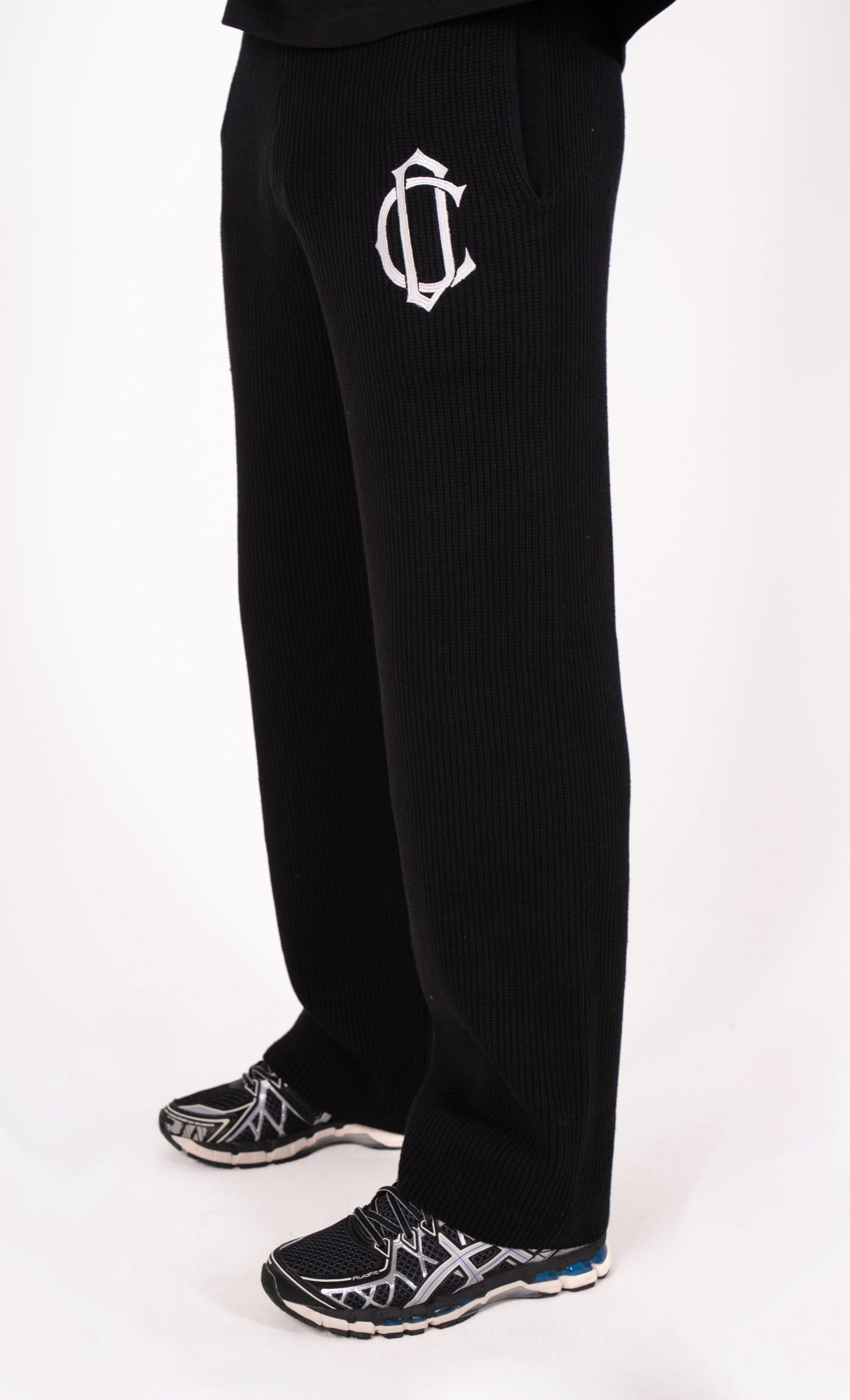 Cardair CD Emblem Knit Joggers - Black — S — Side View