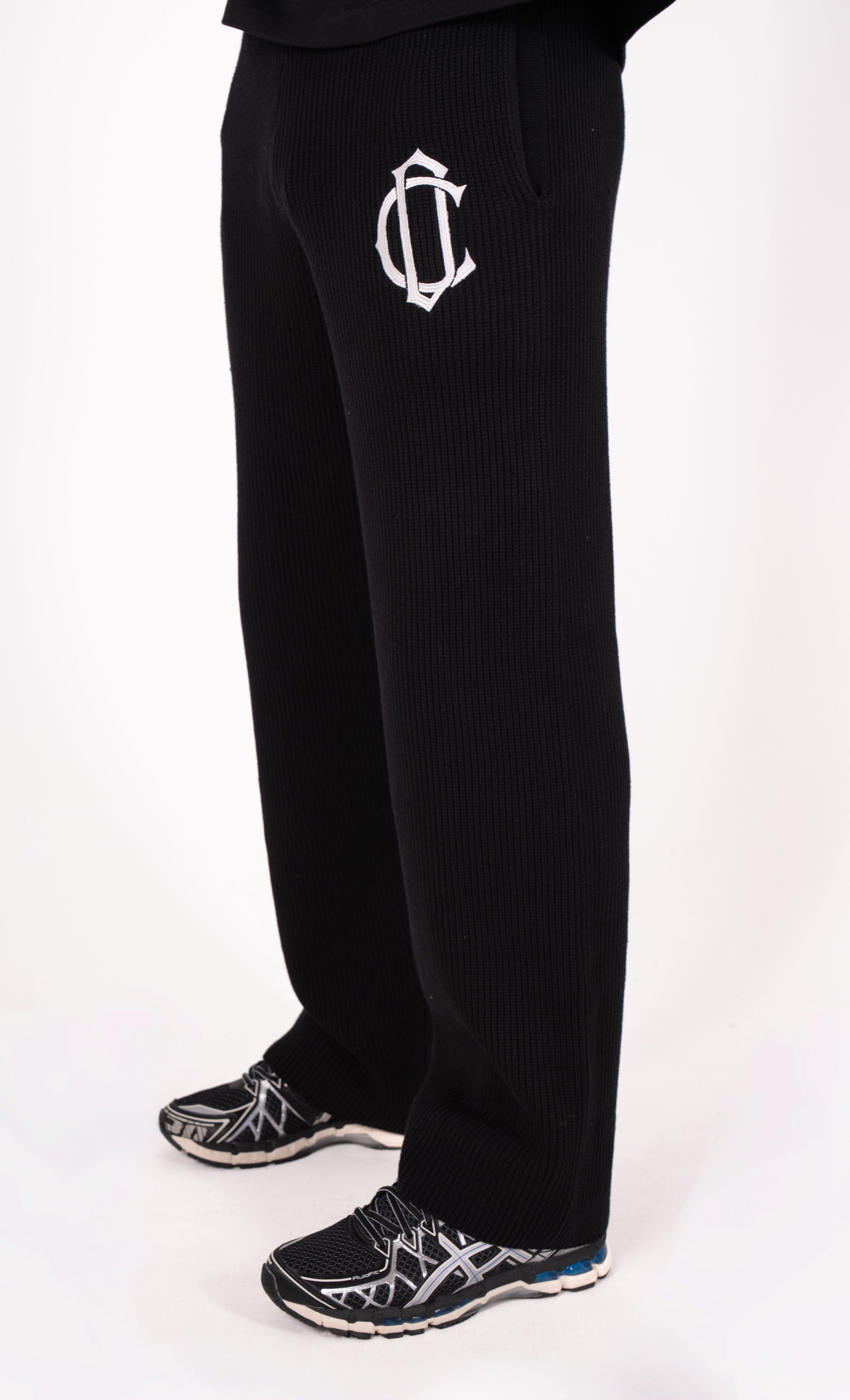 Cardair CD Emblem Knit Joggers - Black — S — Side View