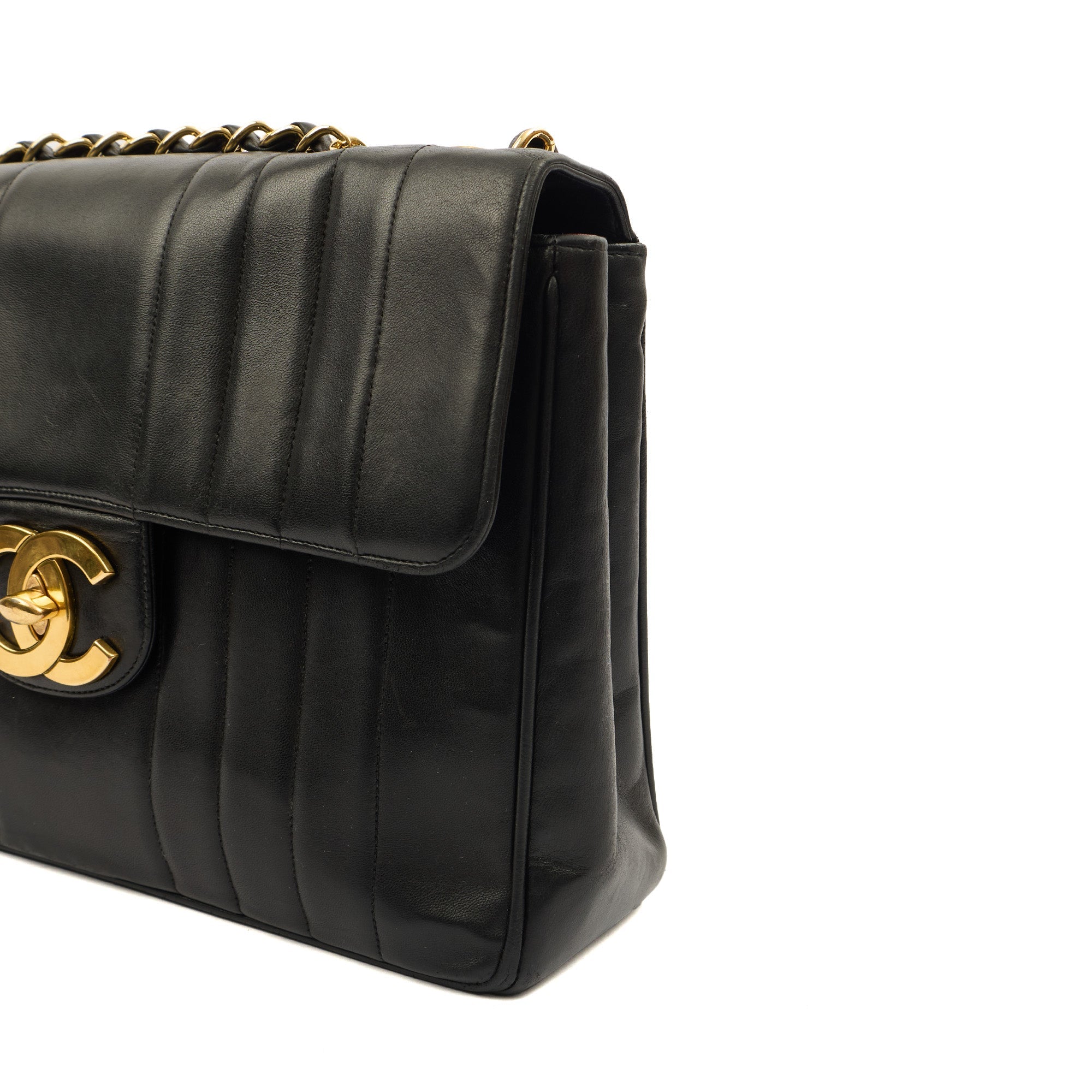 Chanel Shoulder Bag Maxi Jumbo XL in Black, Leather — Alternate View 21