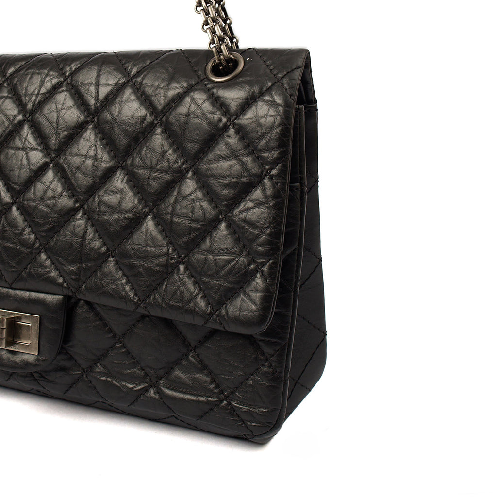 Chanel Shoulder Bag 2.55 Reissue - Medium in Black, Crinkled Calfskin Leather — Alternate View 7