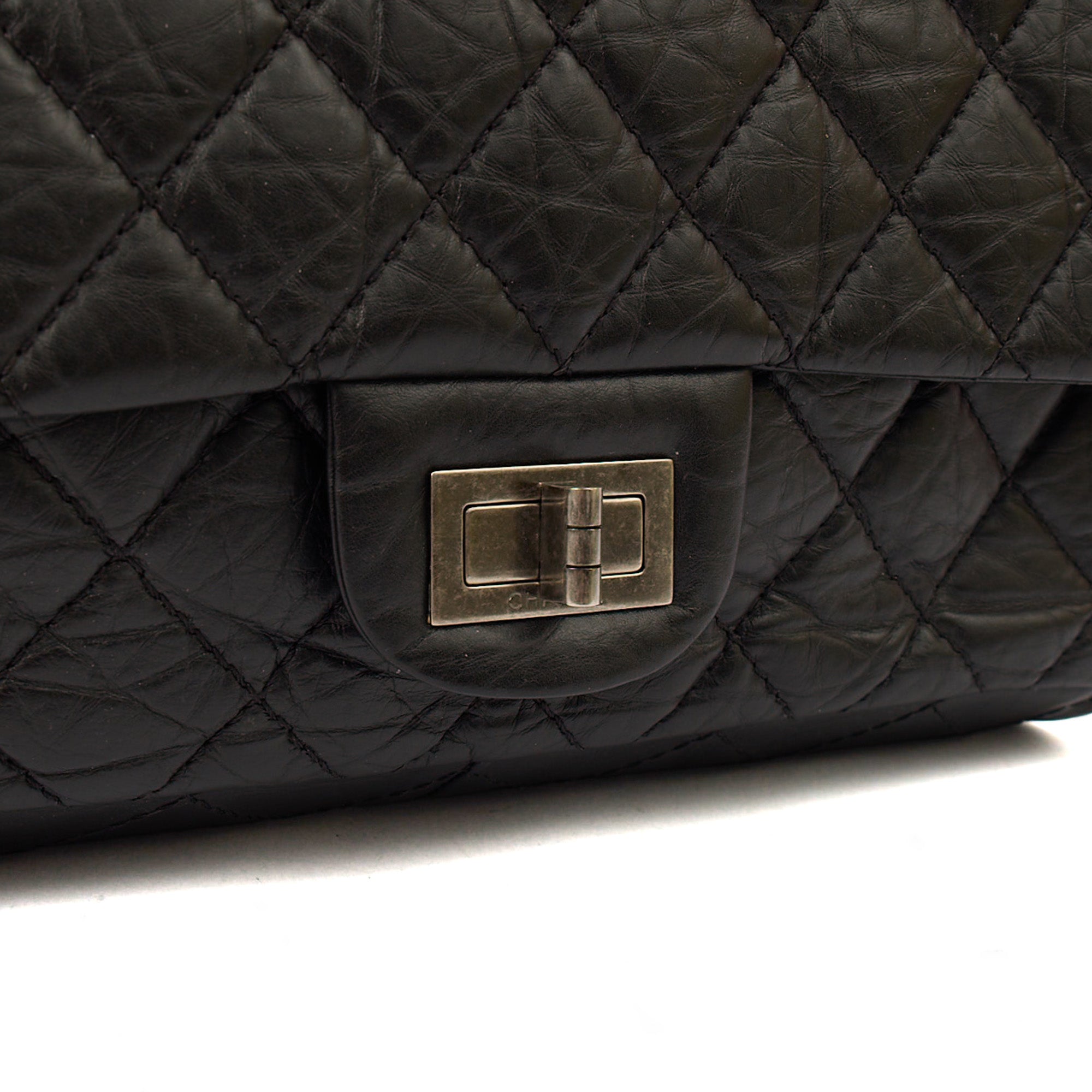 Chanel Shoulder Bag 2.55 Reissue - Medium in Black, Crinkled Calfskin Leather — Alternate View 8