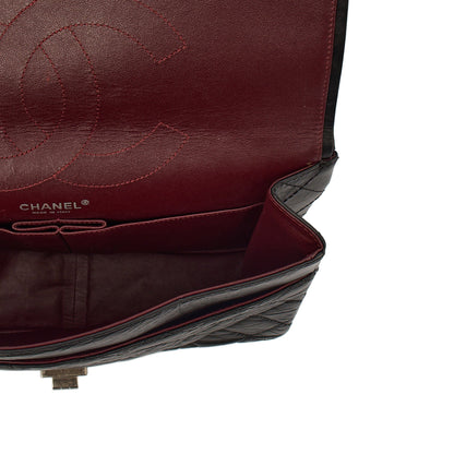 Chanel Shoulder Bag 2.55 Reissue - Medium in Black, Crinkled Calfskin Leather — Alternate View 11