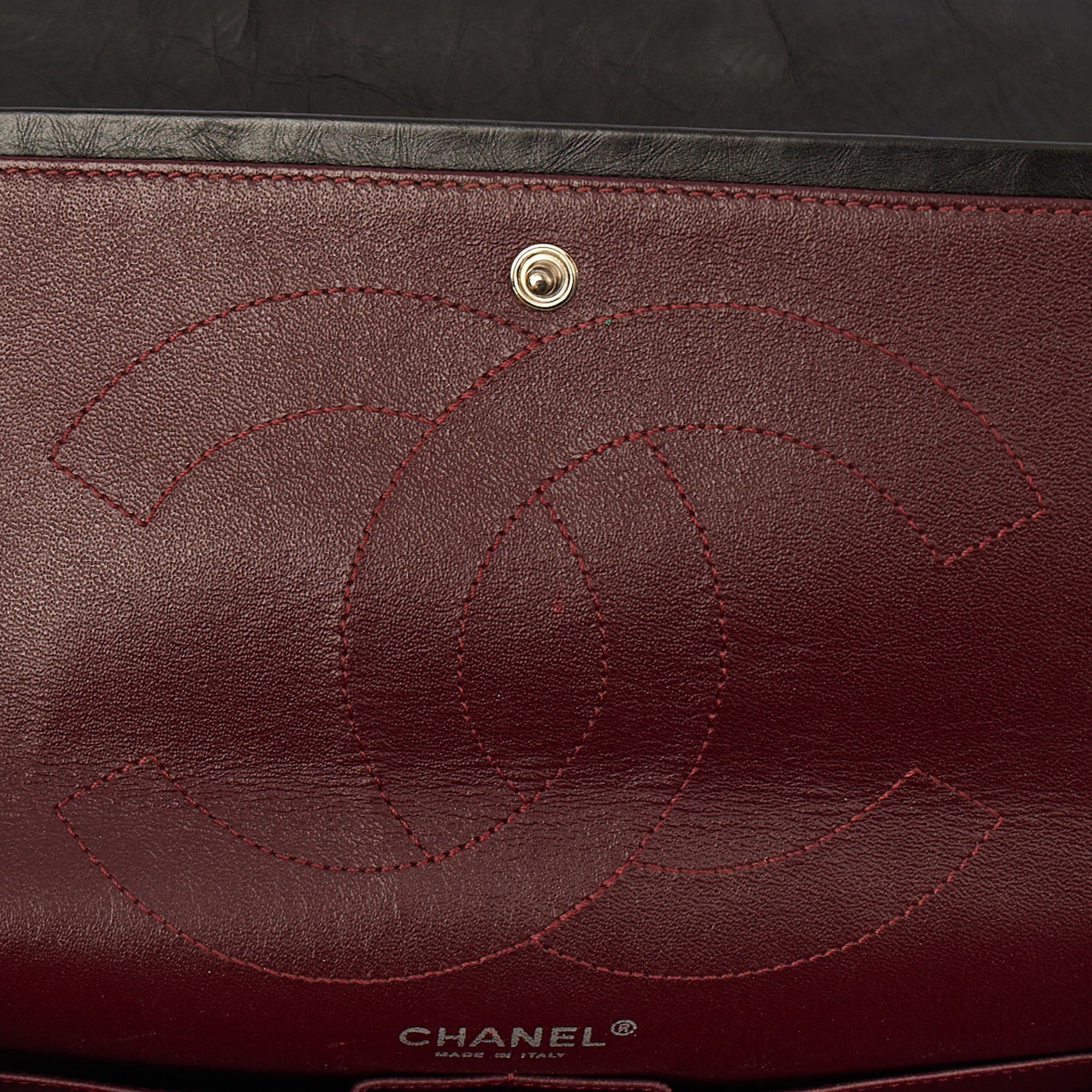 Chanel Shoulder Bag 2.55 Reissue - Medium in Black, Crinkled Calfskin Leather — Alternate View 10