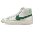 Nike Blazer Mid '77 Wmns 'Chenille Swoosh - White Gorge Green' — UK 2.5 | EU 35.5 | US 5 — Front View
