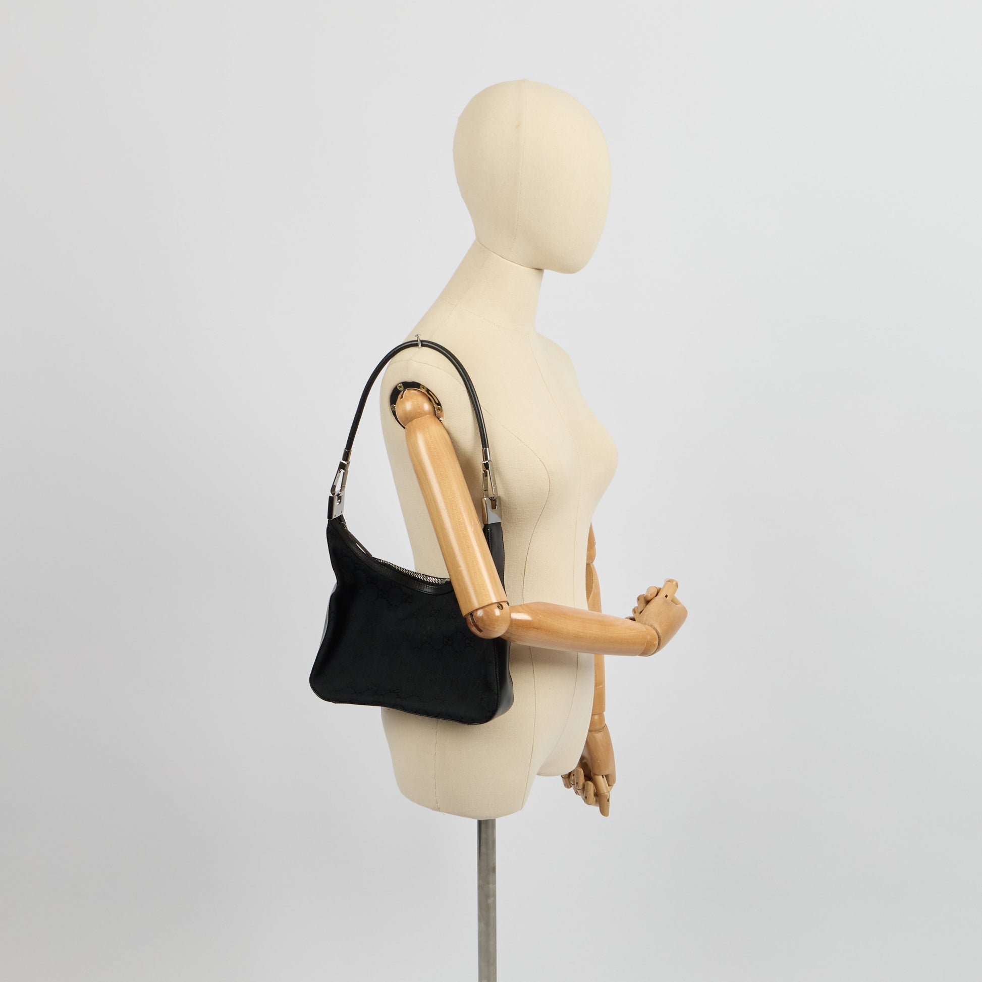 Gucci Shoulder Bag Shoulder Bag in Black, GG Canvas — Alternate View 9