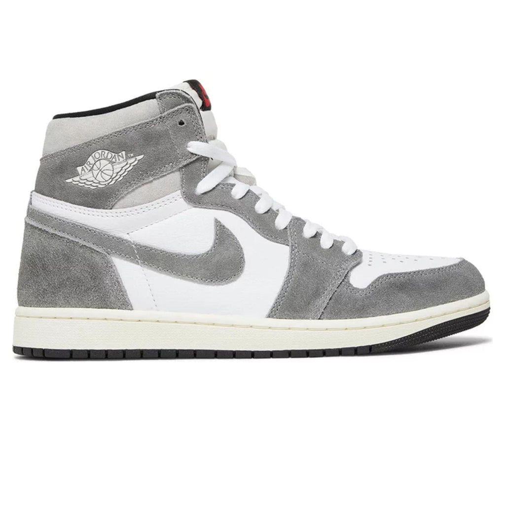 Air Jordan 1 Retro High OG 'Washed Black' — UK 3 | EU 35.5 | US 3.5 — Side View