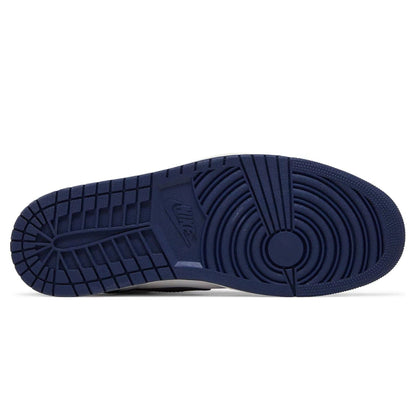 Air Jordan 1 Retro High OG 'Midnight Navy' — UK 3 | EU 35.5 | US 3.5 — Detail View