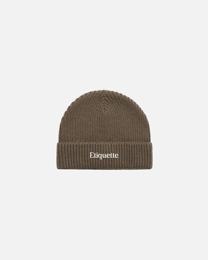 Etiquette Ribbed Beanie 'Walnut' — Walnut — Front View