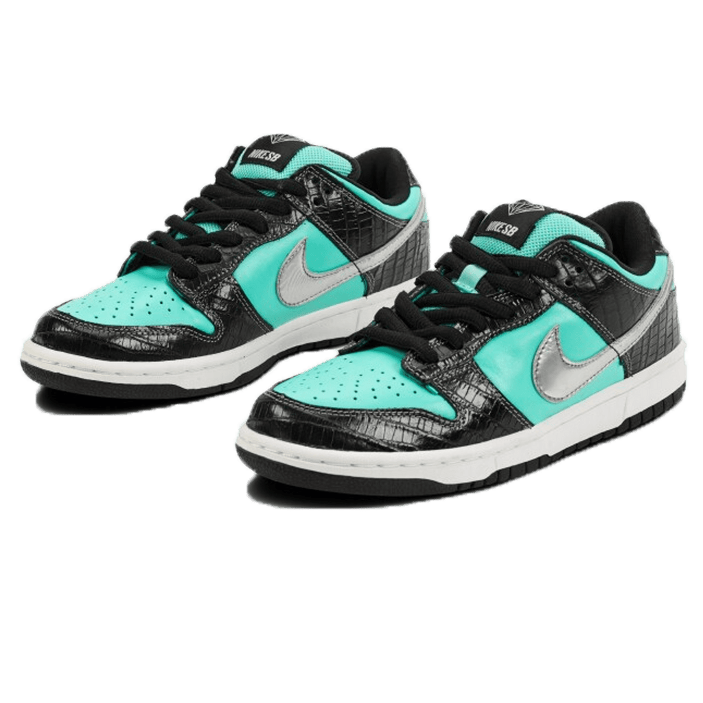 Diamond Supply Co. x Nike Dunk Low Pro SB 'Tiffany' — UK 3 | EU 35.5 | US 3.5 — Side View