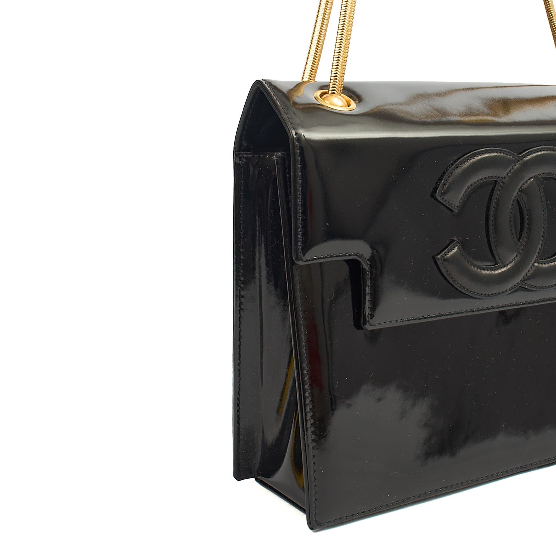 Chanel Shoulder Bag Vintage Flap Bag  in Black, Patent Leather — Alternate View 7