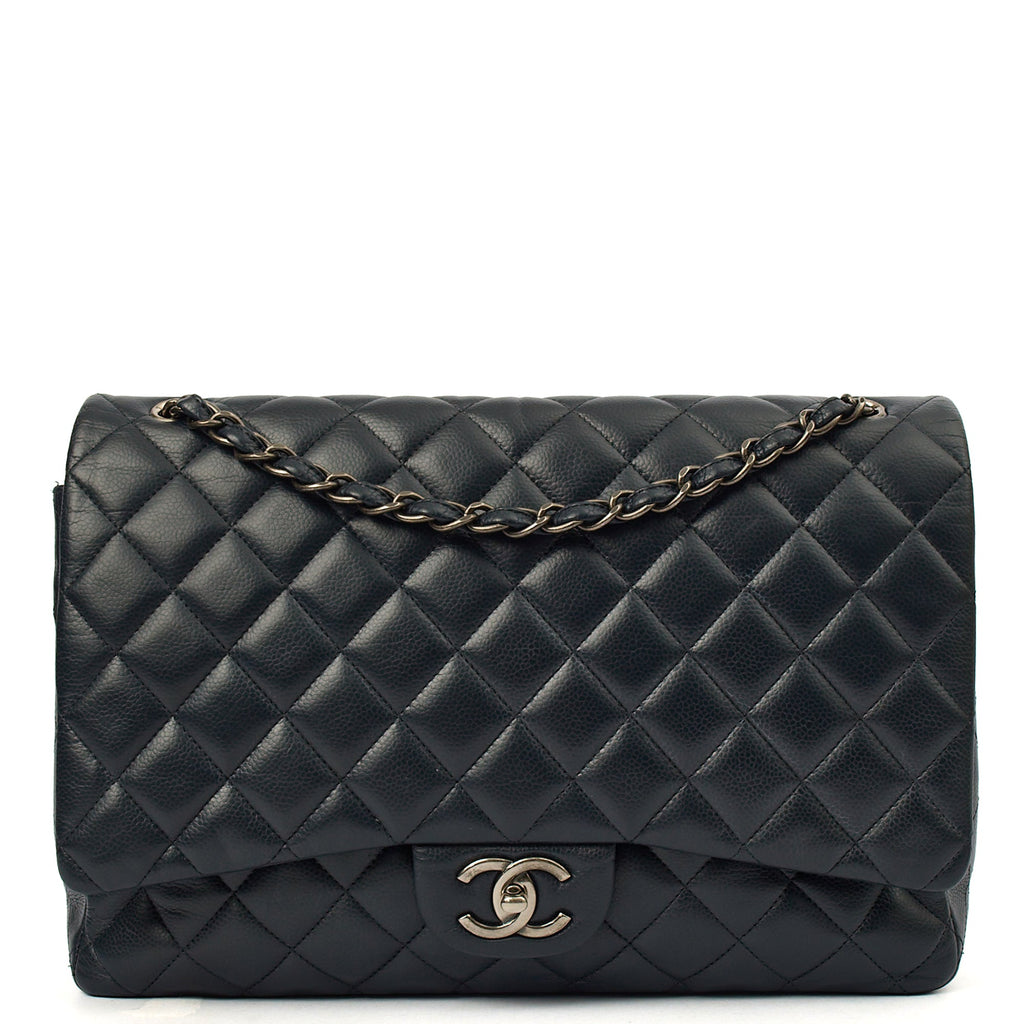 Chanel Shoulder Bag Classic - Maxi in Navy, Lambskin Leather — Front View