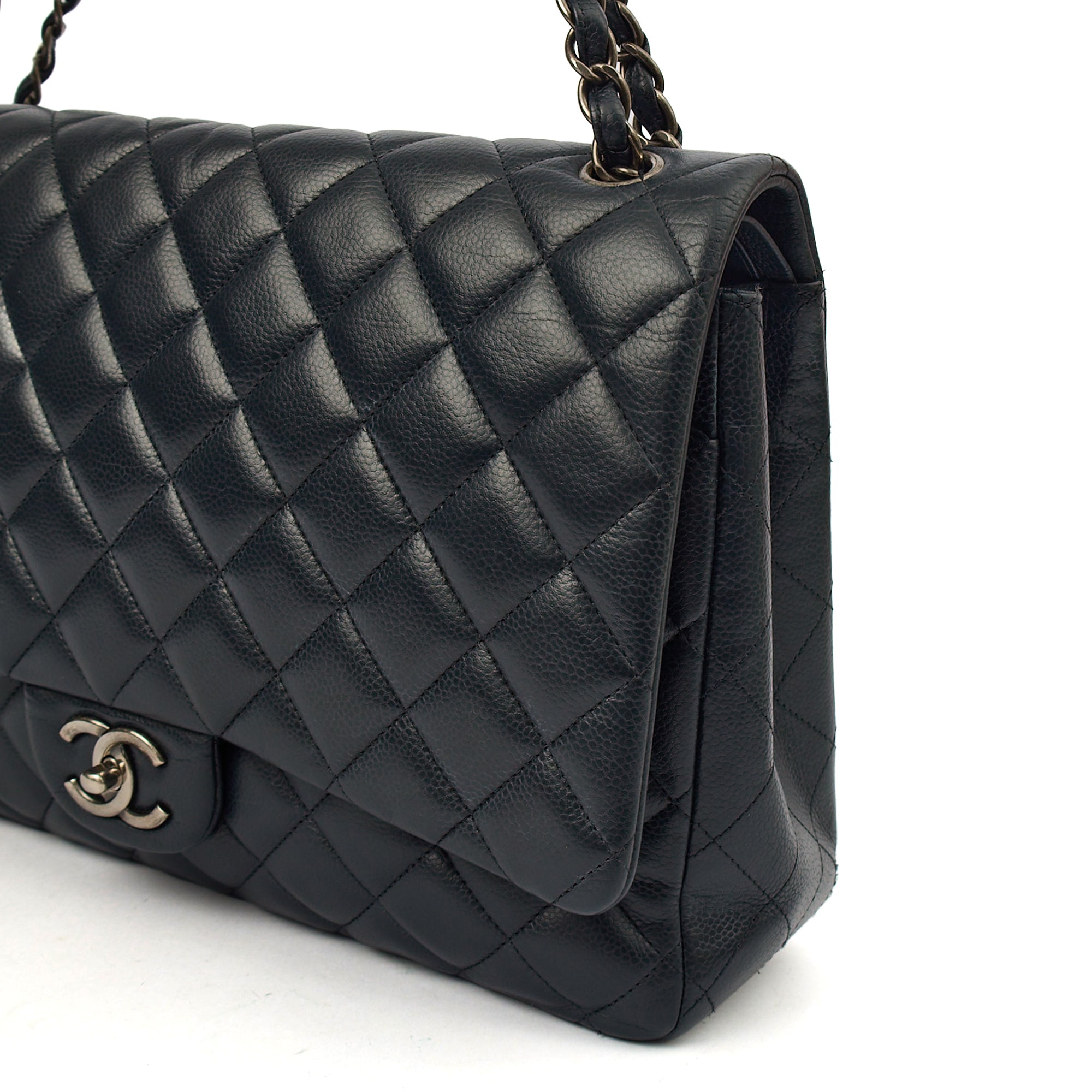 Chanel Shoulder Bag Classic - Maxi in Navy, Lambskin Leather — Alternate View 9