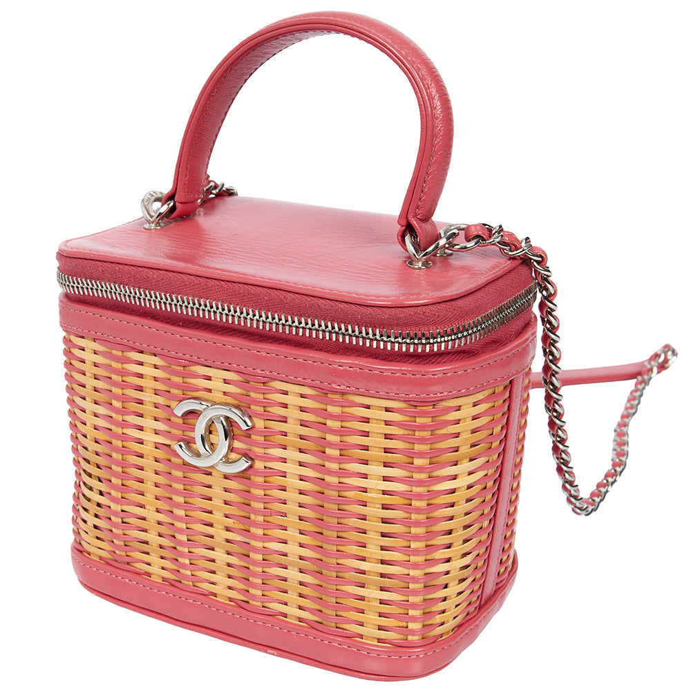 Chanel Vanity - Small in Pink, Leather — Alternate View 37