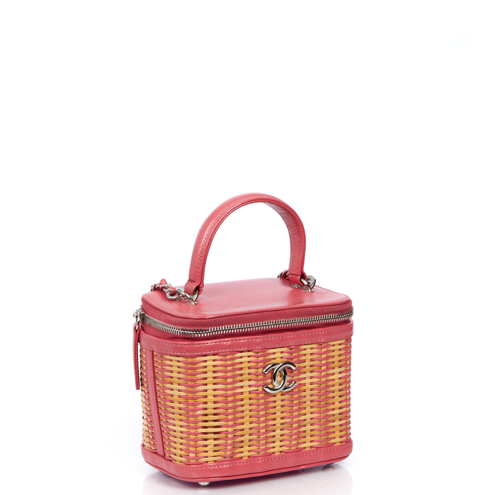Chanel Vanity - Small in Pink, Leather — Alternate View 17