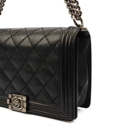 Chanel Shoulder Bag Boy - New Medium in Black, Calfskin Leather — Alternate View 9