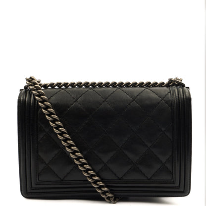 Chanel Shoulder Bag Boy - New Medium in Black, Calfskin Leather — Detail View