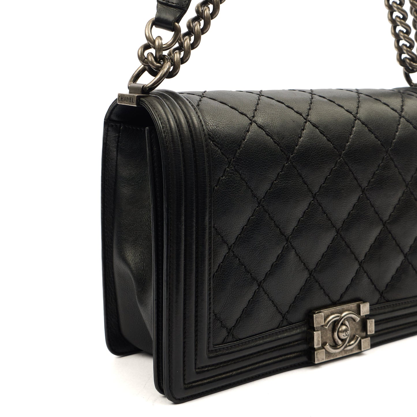 Chanel Shoulder Bag Boy - New Medium in Black, Calfskin Leather — Alternate View 7