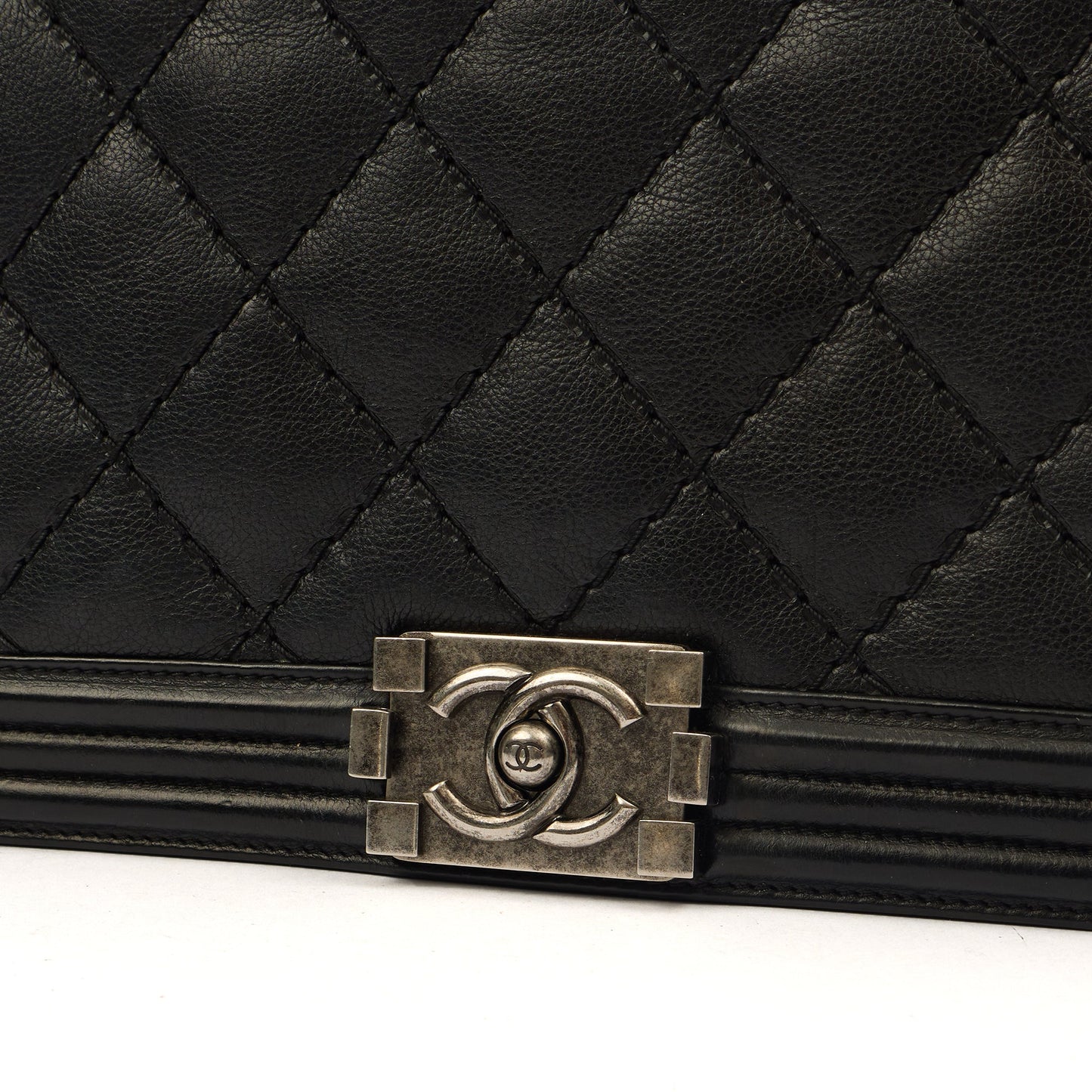 Chanel Shoulder Bag Boy - New Medium in Black, Calfskin Leather — Back View