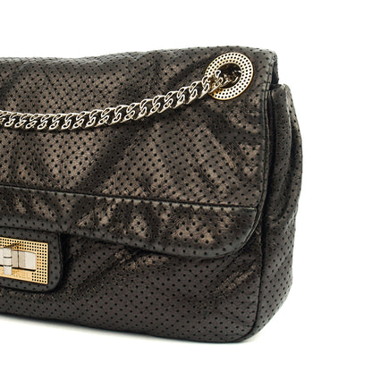 Chanel Shoulder Bag 2.55 Reissue in Black, Calfskin Leather — Alternate View 7