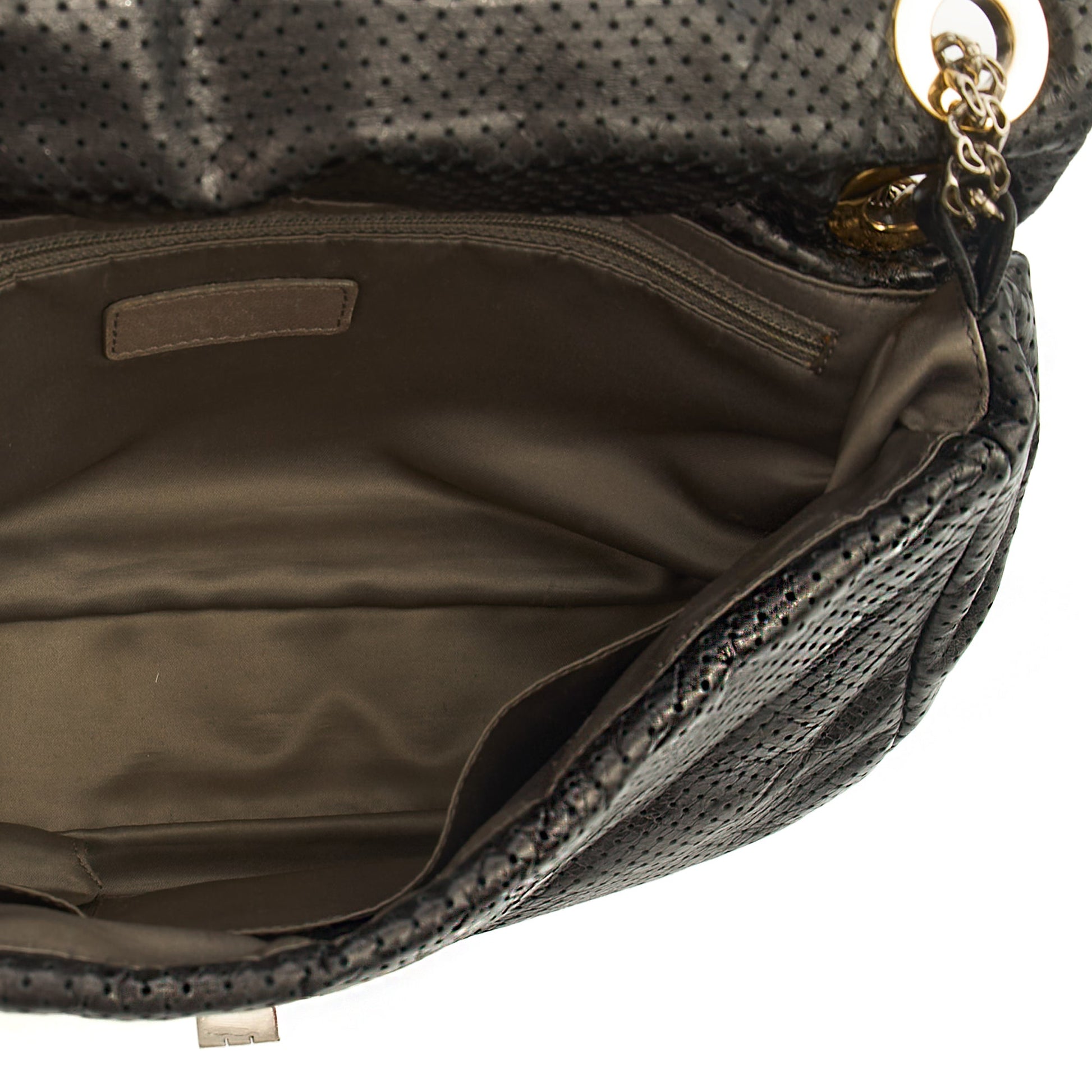 Chanel Shoulder Bag 2.55 Reissue in Black, Calfskin Leather — Alternate View 8