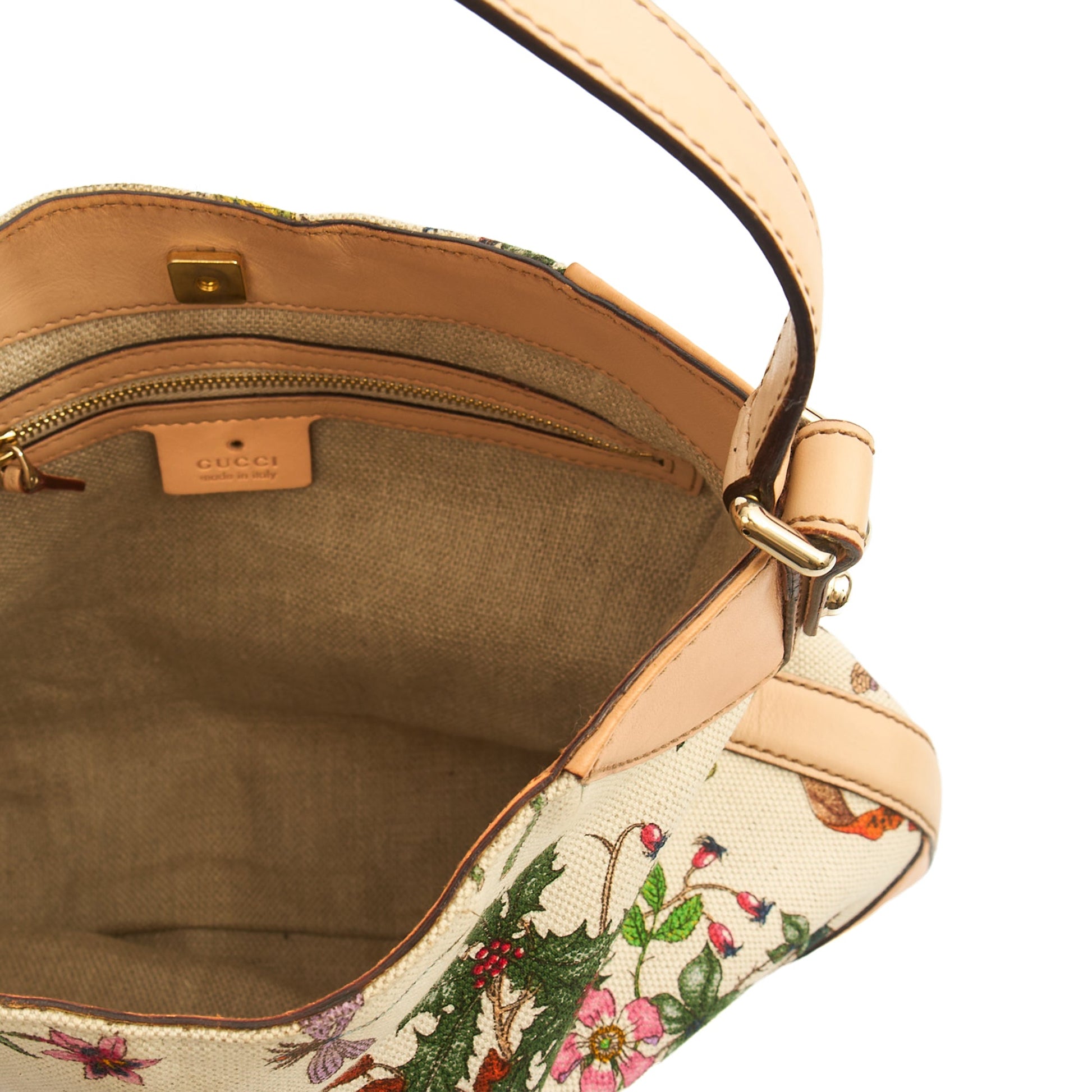 Gucci Shoulder Bag Hassler Horsebit Hobo in Neutral, Fabric — Lifestyle View