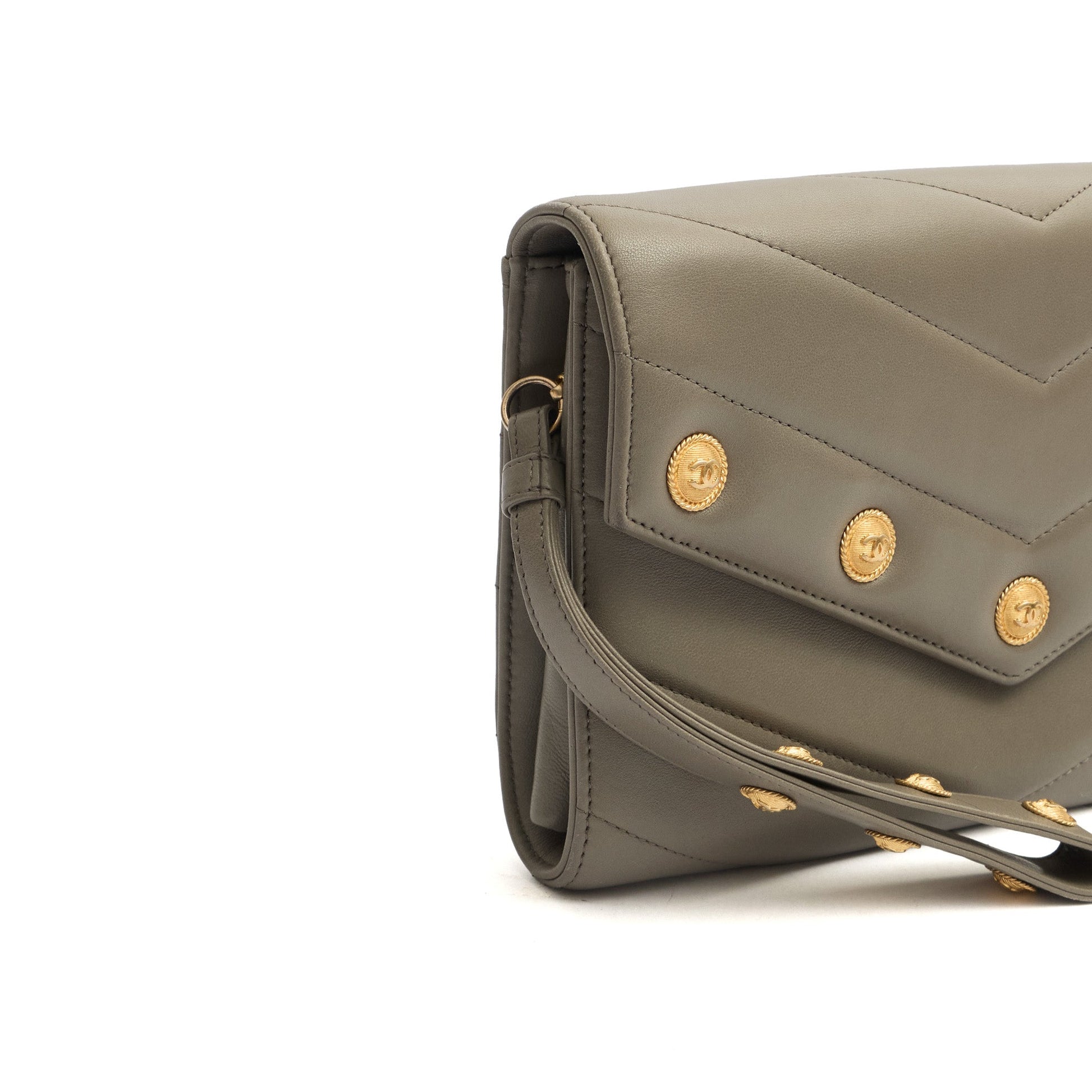 Chanel Clutch Pouch Wristlet in Grey, Lambskin Leather — Alternate View 7