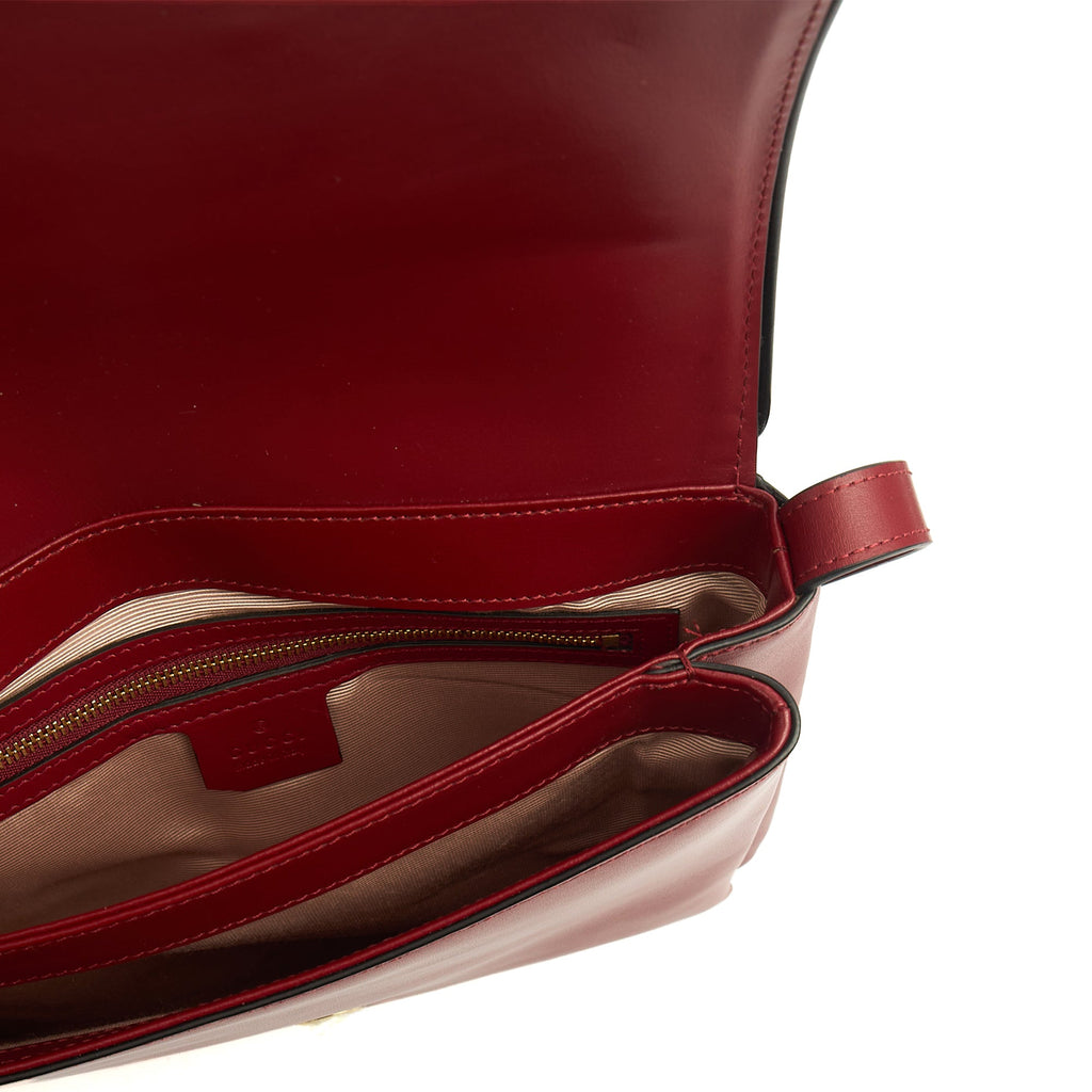 Gucci Cross Body Arli in Red, Leather — Detail View
