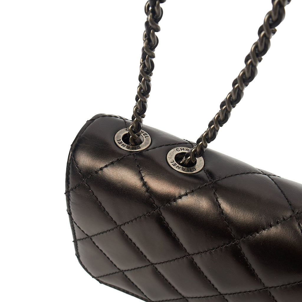 Chanel Shoulder Bag Flap Bag in Black, Glazed Calfskin — Alternate View 18