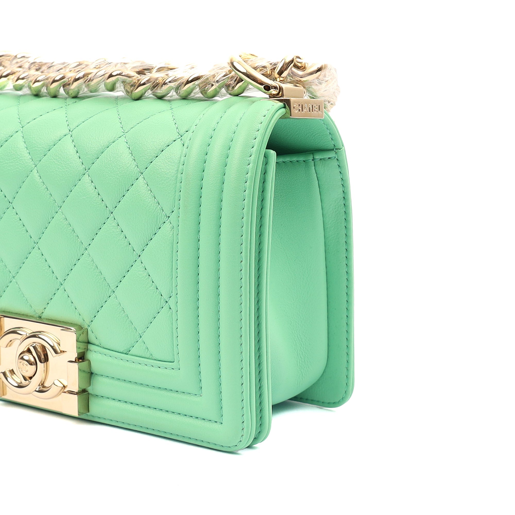 Chanel Shoulder Bag Boy - Small in Green, Calfskin Leather — Alternate View 25