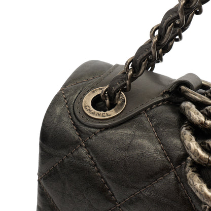 Chanel Shoulder Bag Chain Flap Bag in Metallic, Crinkled Calfskin Leather — Alternate View 19