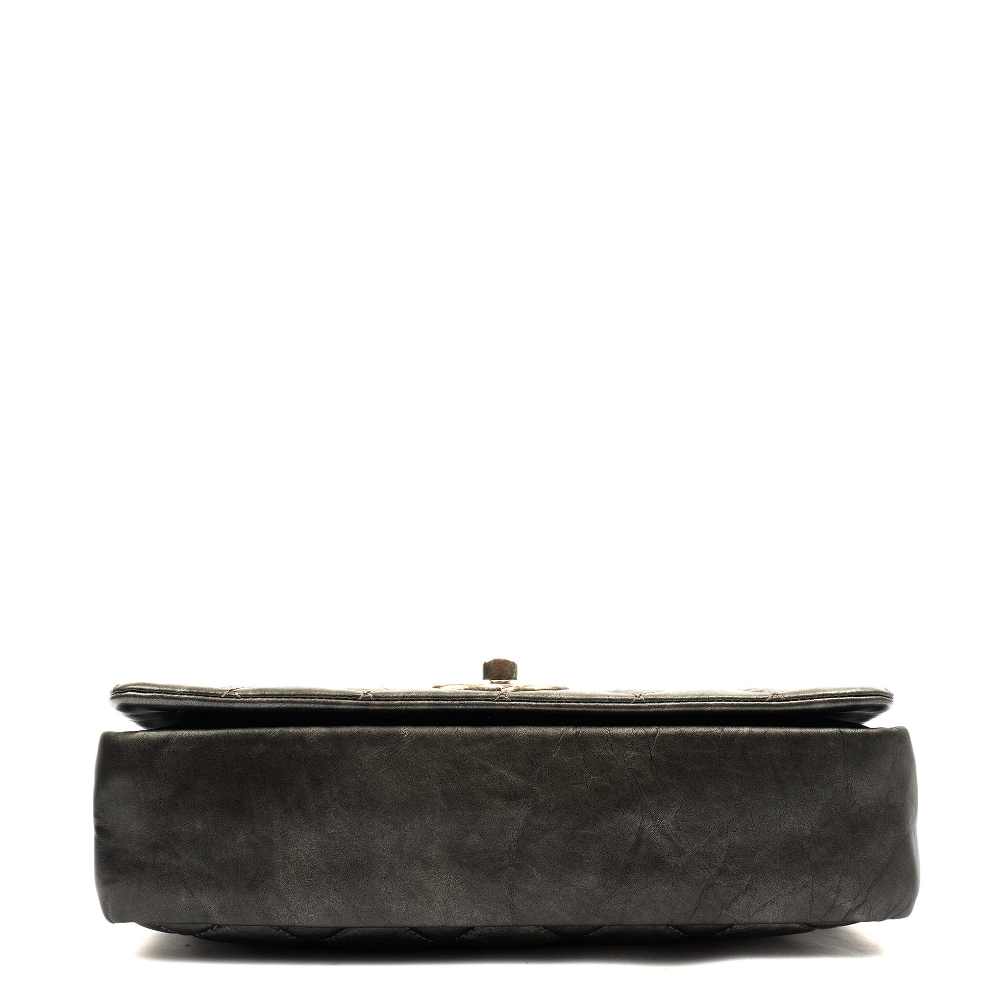 Chanel Shoulder Bag Chain Flap Bag in Metallic, Crinkled Calfskin Leather — Alternate View 14
