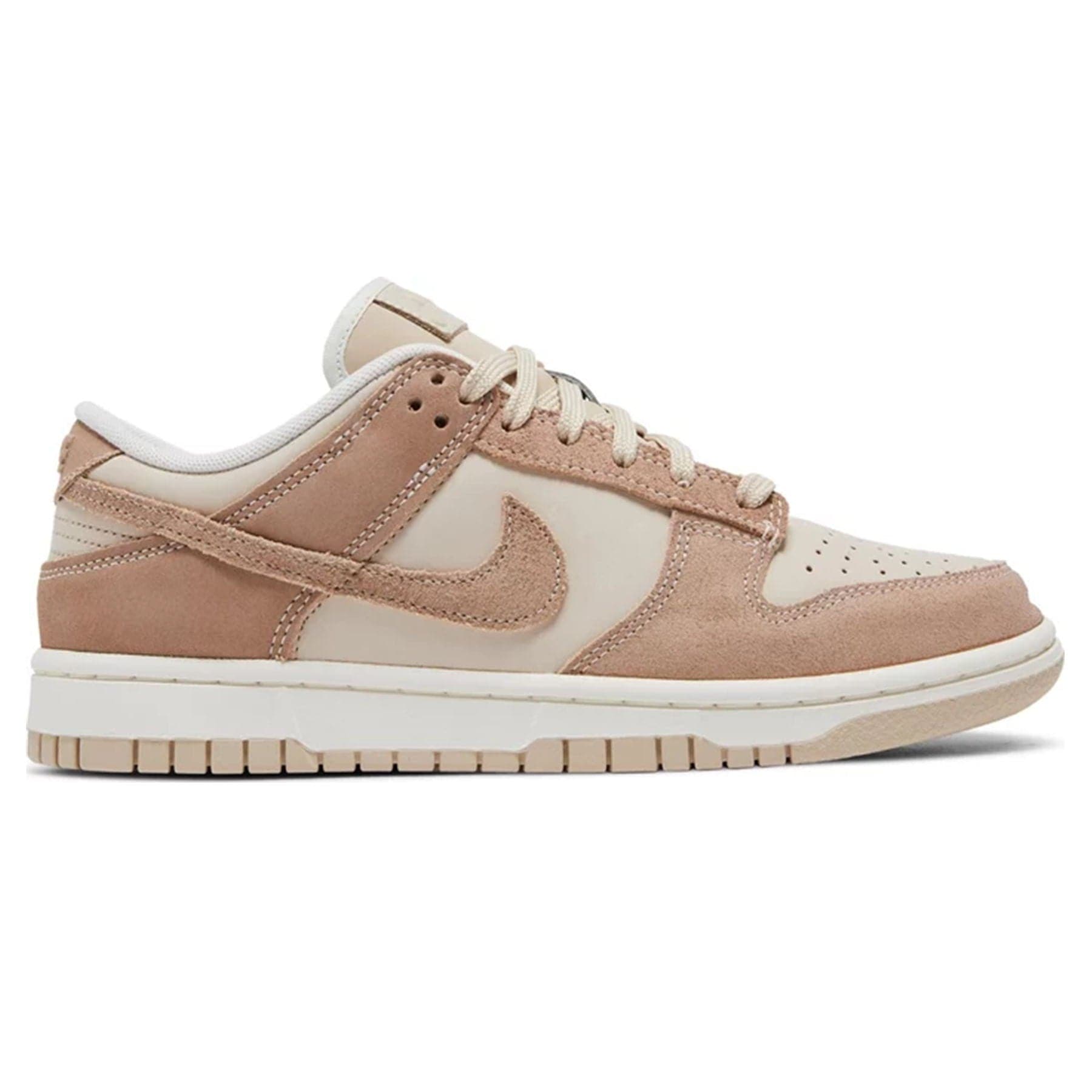 Nike Dunk Low SE Wmns 'Sandrift' — UK 2.5 | EU 35.5 | US 5 — Side View