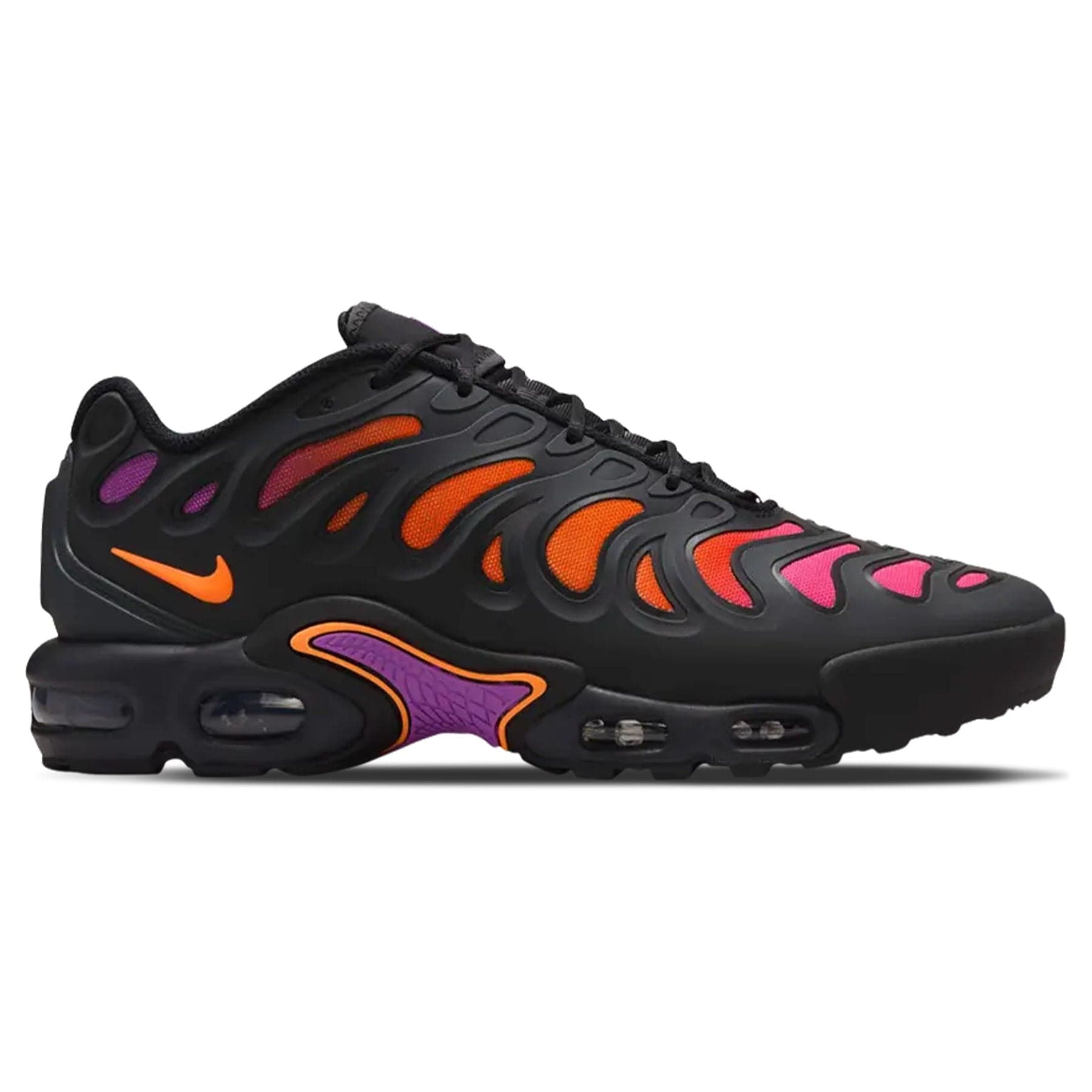 Nike Air Max Plus Drift 'Black Vivid Purple Total Orange' — UK 3 | EU 35.5 | US 3.5 — Side View