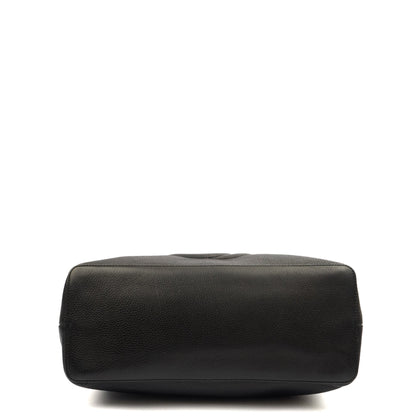 Gucci Shoulder Bag Soho Hobo in Black, Leather — Detail View