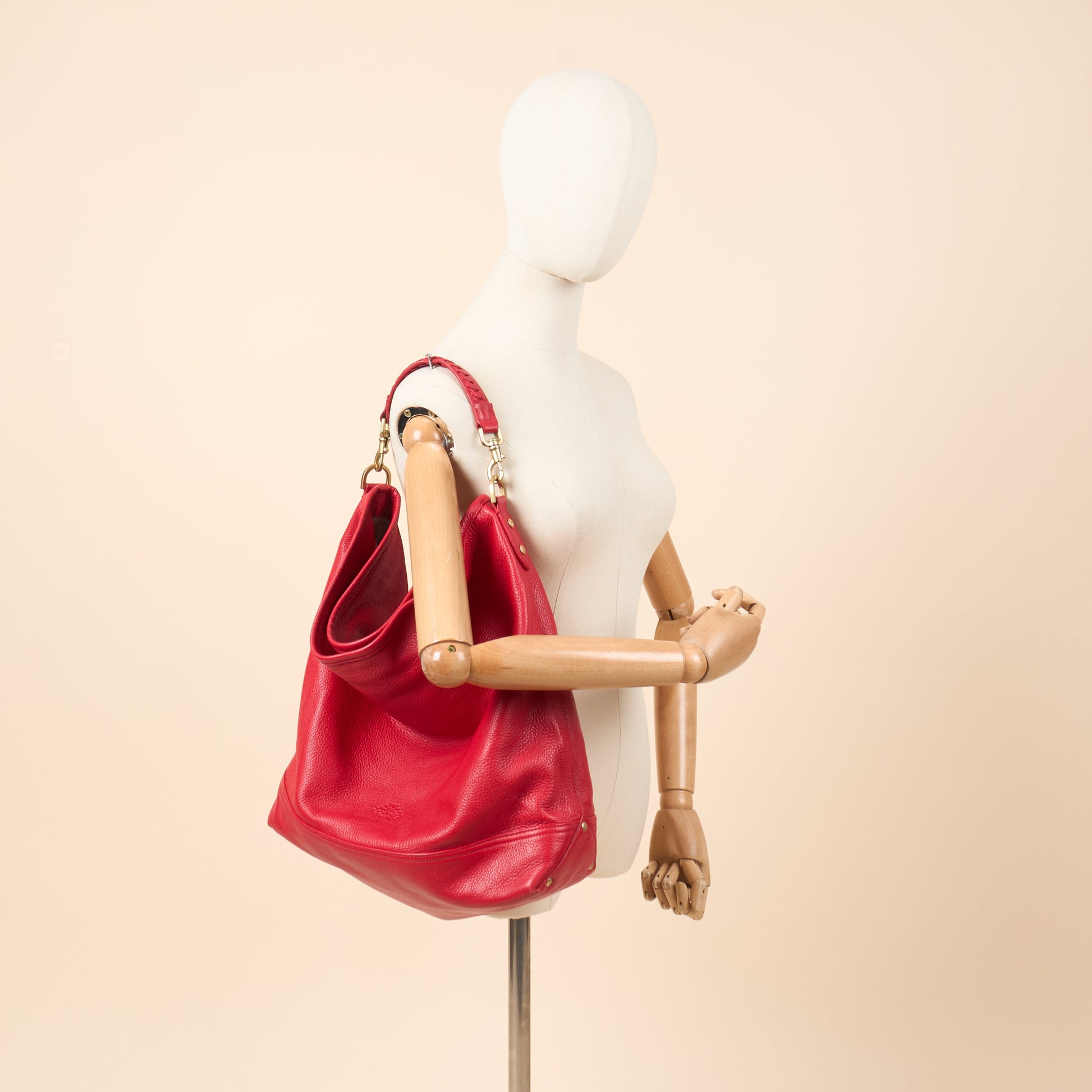 Mulberry Tote Effie Hobo in Red, Calfskin Leather — Side View