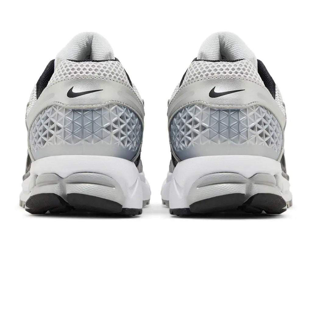 Nike Air Zoom Vomero 5 'Metallic Silver Black' — UK 3 | EU 35.5 | US 3.5 — Top View