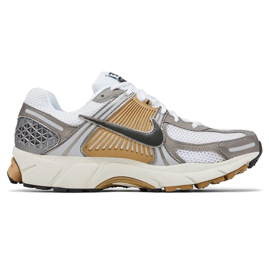 Nike Air Zoom Vomero 5 'Metallic Pewter' — UK 3 | EU 35.5 | US 3.5 — Back View