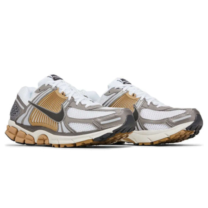 Nike Air Zoom Vomero 5 'Metallic Pewter' — UK 3 | EU 35.5 | US 3.5 — Top View